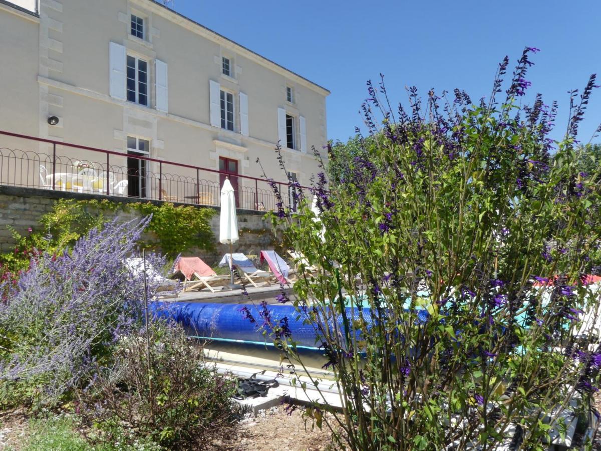 Les Jardins De Xanton Hotel ภายนอก รูปภาพ